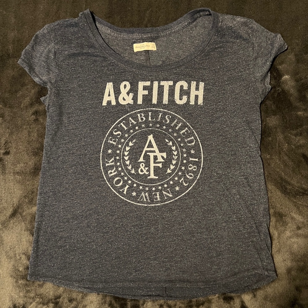 Abercrombie ladies tee